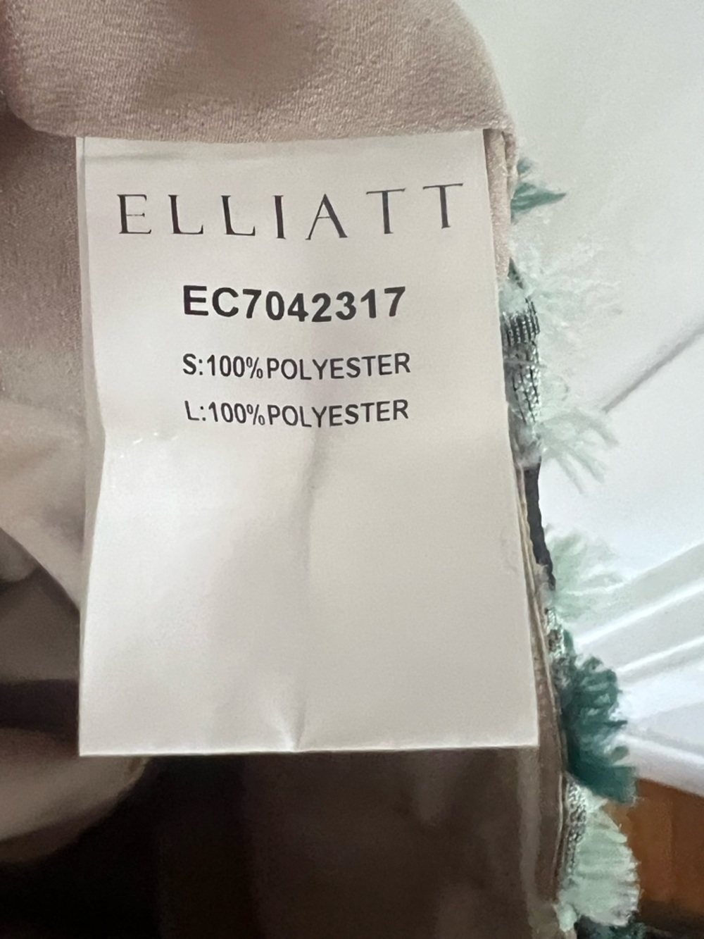 Elliatt Green Floral halter maxi dress SIZE MEDIUM. - Picture 8 of 8